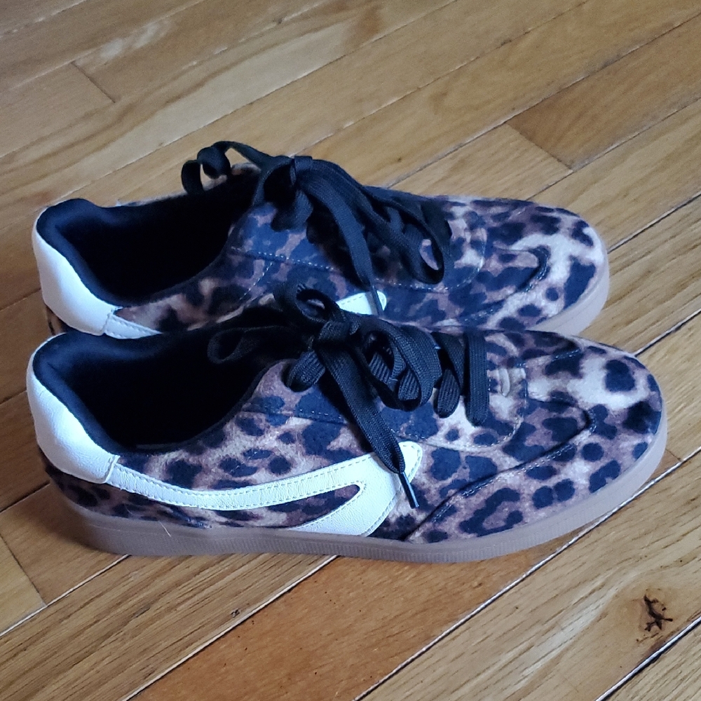 Dolce Vita Leopard Sneakers